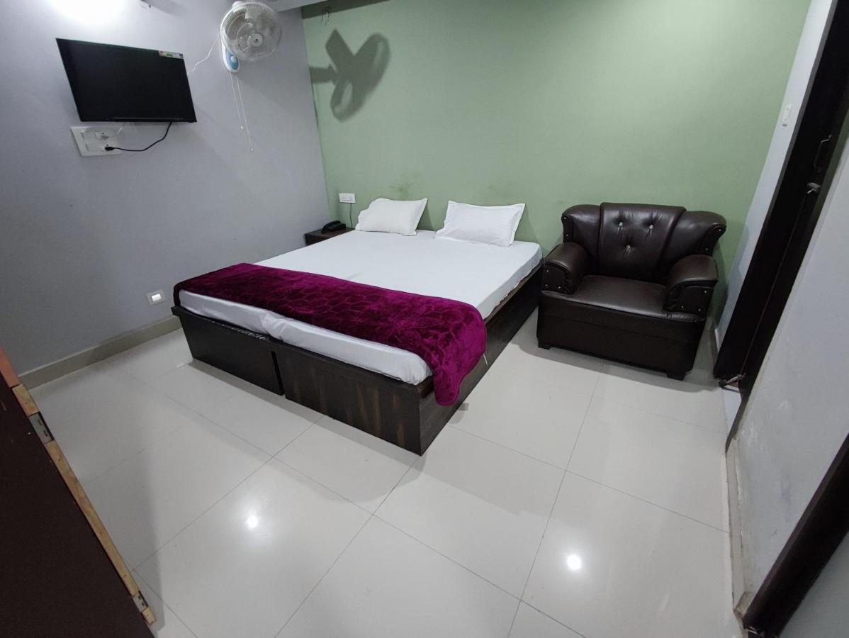 Hotel Kanha Shyam Madhubani Exterior photo