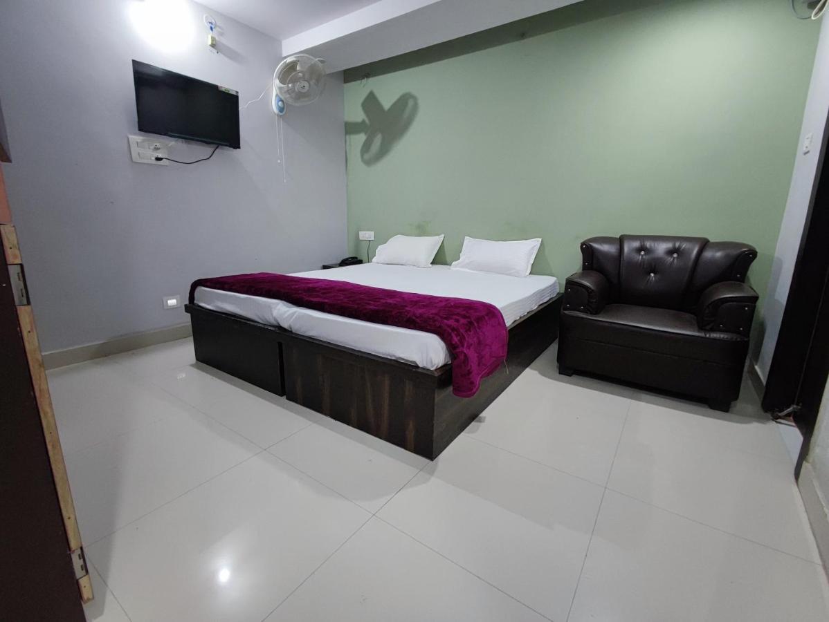 Hotel Kanha Shyam Madhubani Exterior photo