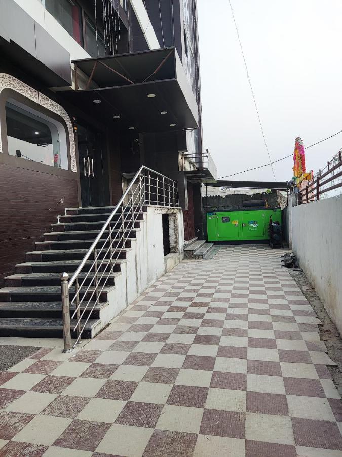 Hotel Kanha Shyam Madhubani Exterior photo