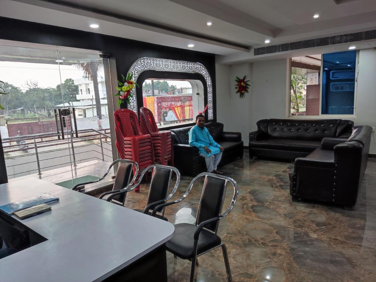 Hotel Kanha Shyam Madhubani Exterior photo